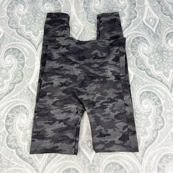 Spanx Look At Me Now Full Length Leggings - Picture 6 of 6